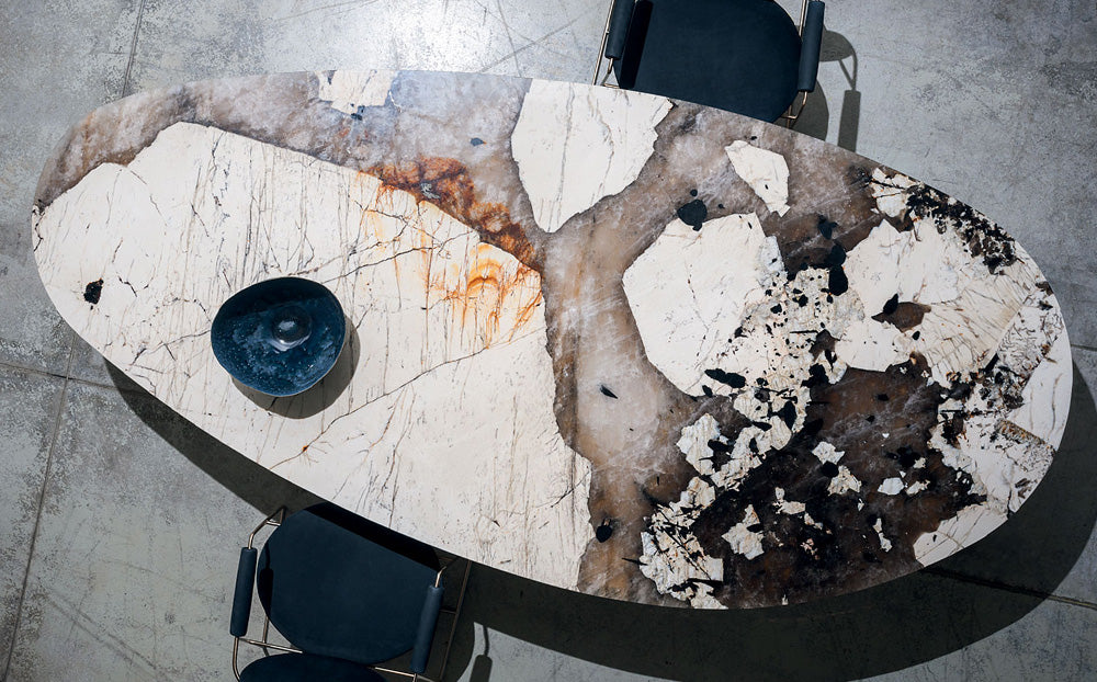 Dining Table 09