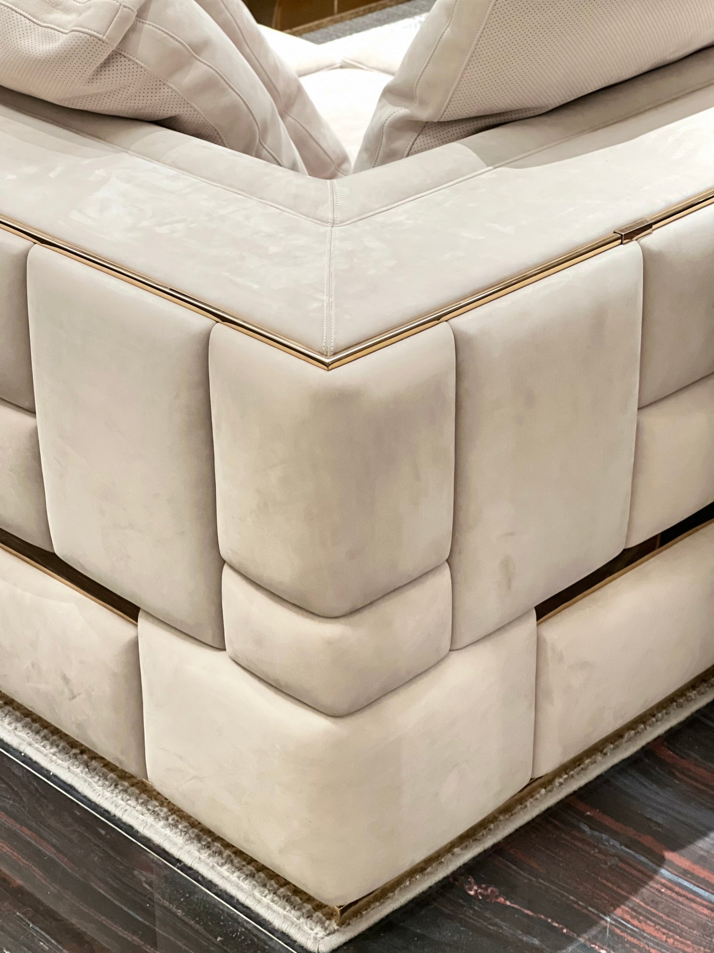 Sofa 12